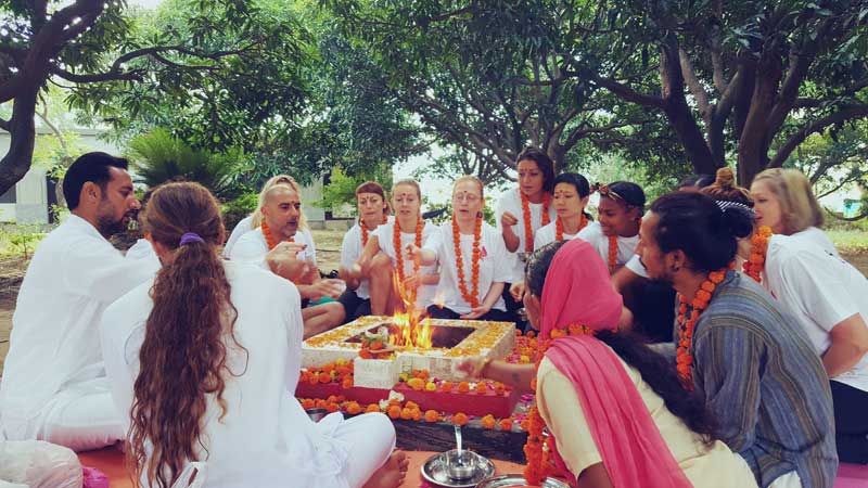 yoga school in Rishikesh